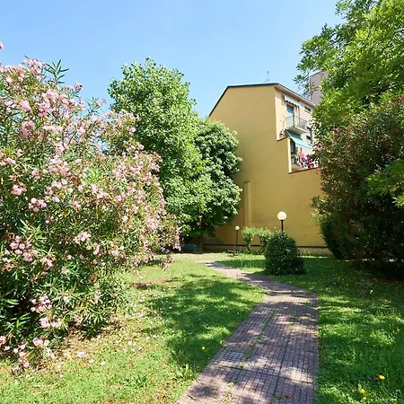 -luminosa 5 Stars With Balcony- Wifi Netflix 15 Minutes From Duomo 公寓 米兰